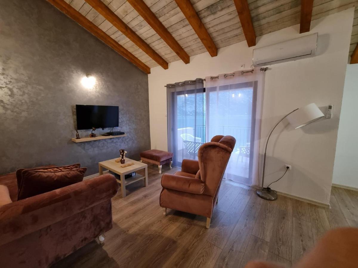 Holiday Home Cattaro Dış mekan fotoğraf